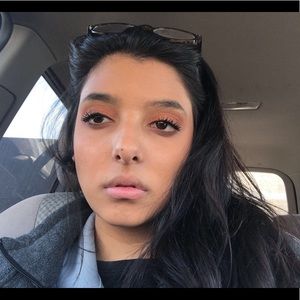 Meet your Posher, Alaina